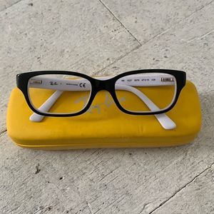 Ray-Ban Prescription Glasses With Case